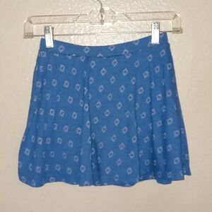 Old Navy blue diamond skort
